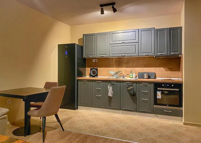 Stylish Urban Apart New 2021 Close To The Beach