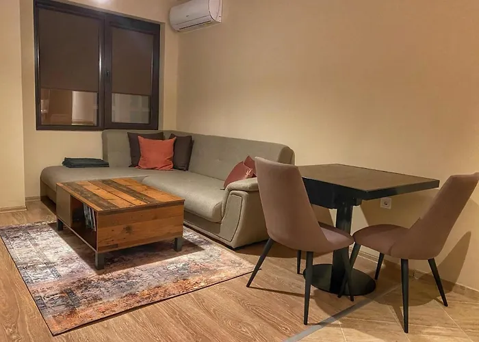 Stylish Urban Apart New 2021 Close To The Beach